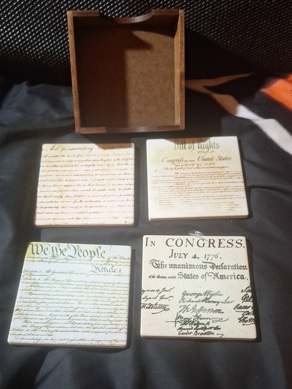 Classic Americana Marble Coaster Set - Beige Script